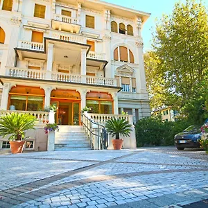 Il Giardino Di Albaro 3*, Genua Italien
